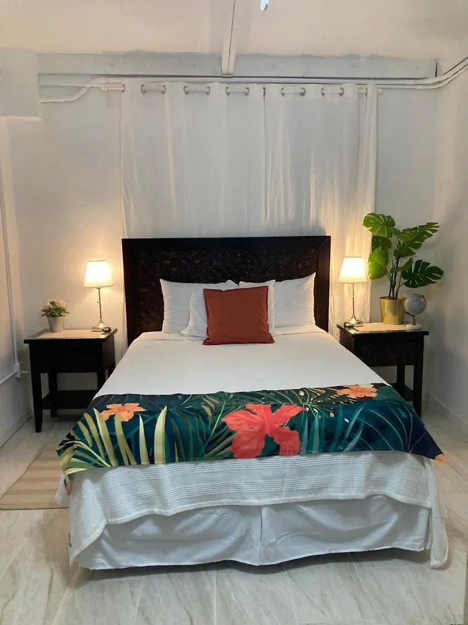 Tropical Apartments In Miramar San Juan