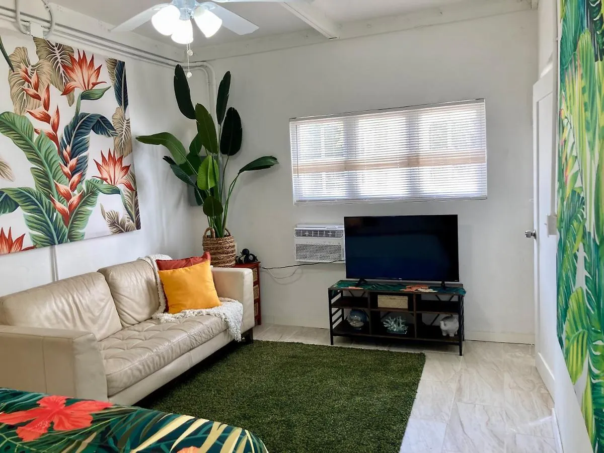 Tropical Apartments In Miramar San Juan 0*,