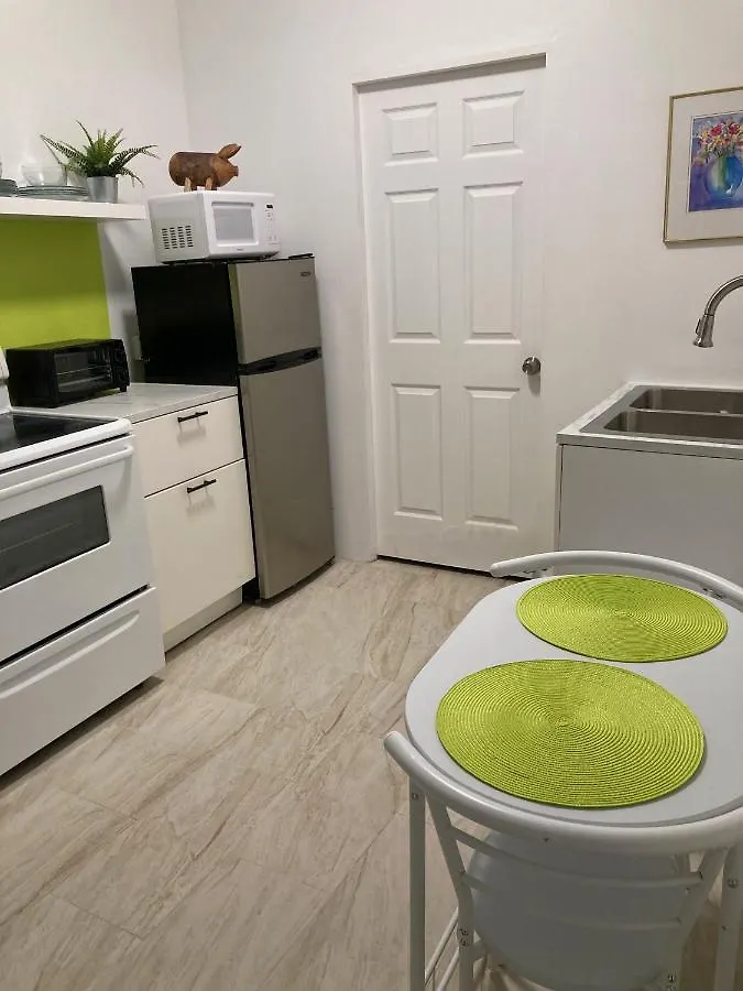 Tropical Apartments In Miramar San Juan 0*,